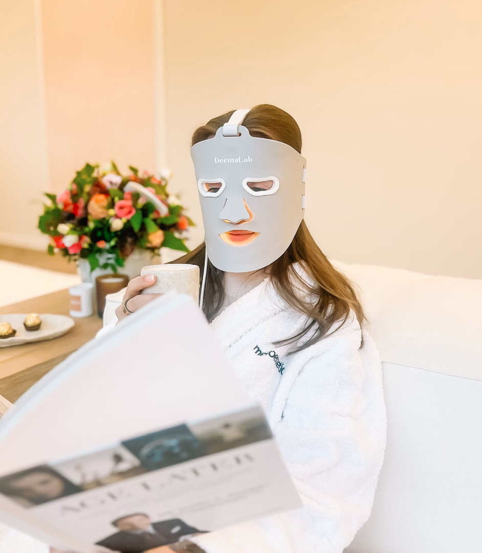Dermalab LED masker in gebruik bij Zenza